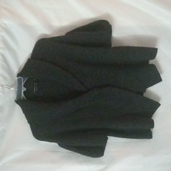 BCBG MAXAZRIA Cowl Collar Short Sleeve  Cardigan Sz XS/S Black Pre-owned - Picture 1 of 11